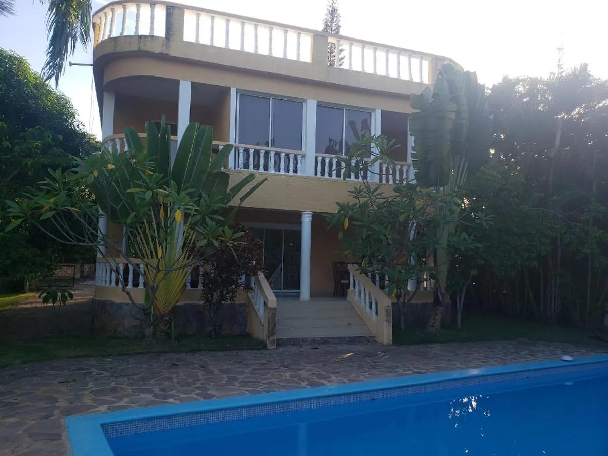 Villa 4 Bedroom Villa, Security, Private Pool, Ocean View Sosua