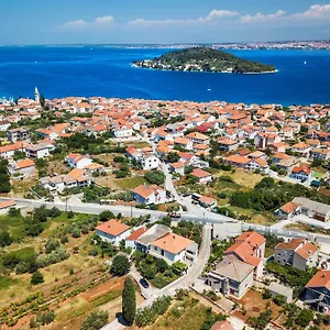 https://apartman-kali.hotelinzadar.com