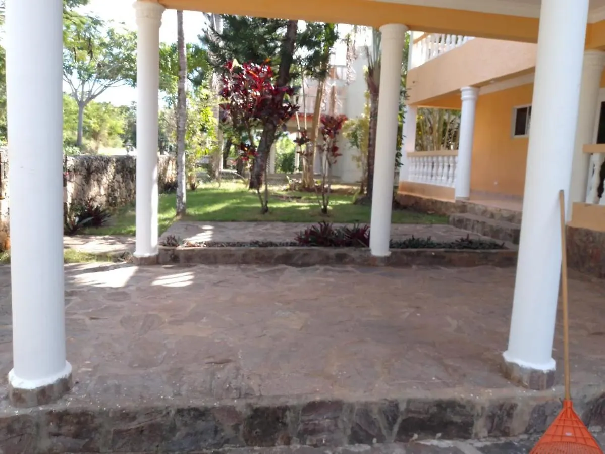 Villa 4 Bedroom Villa, Security, Private Pool, Ocean View Sosúa